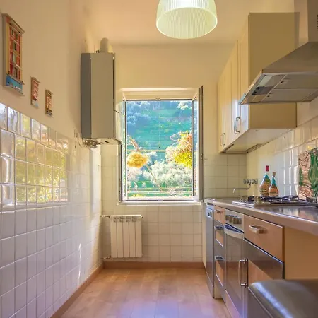 Flora By Portofinohomes